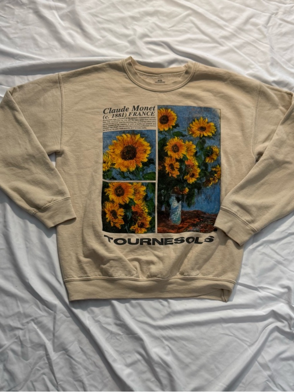 Gildan Cream Crewneck Sweatshirt with Yellow Sunflower Graphic (SOLD)